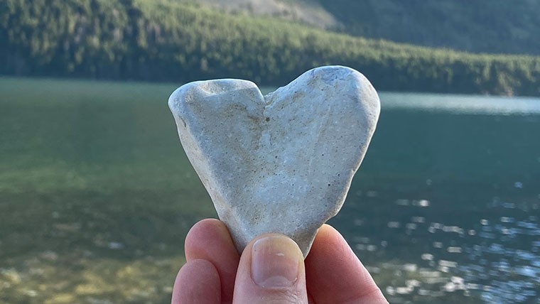 heart rock in the mountains