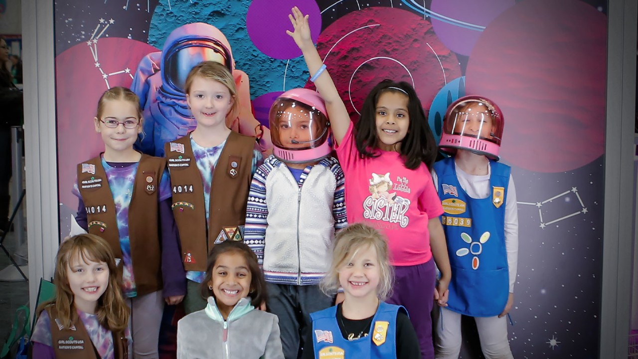 Booz Allen San Diego hosts local Girl Scouts troop